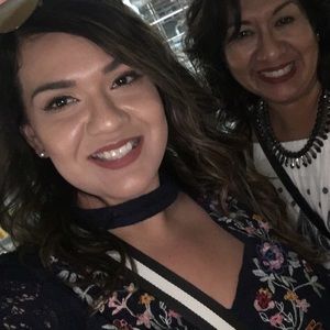 Meet your Posher, Lianna